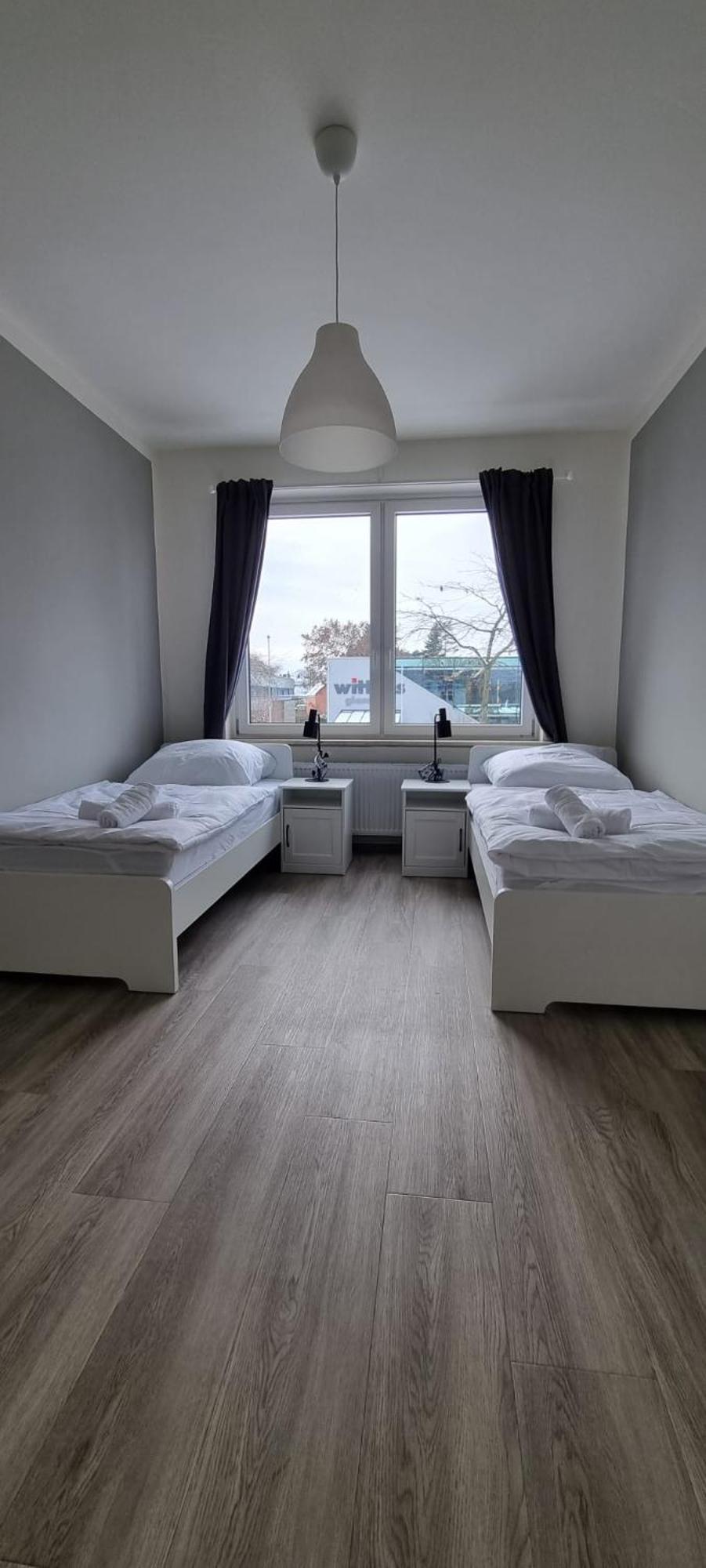 Zweibettzimmer "Grau" In Zentraler Lage Brême Extérieur photo